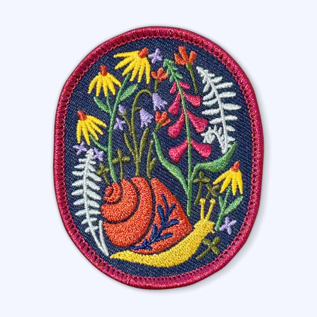 Cute Snail Sew On Patch: Cheerful Woodland Garden Theme!
